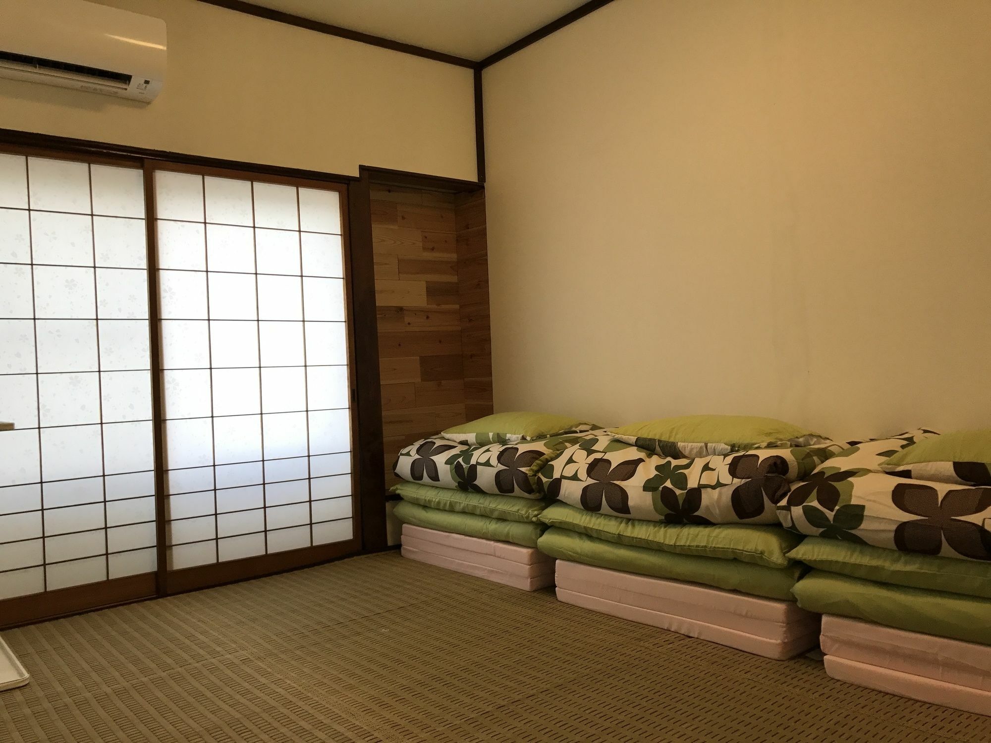 Guesthouse Daruma ทาคายาม่า ภายนอก รูปภาพ